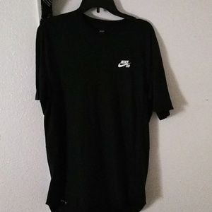 Nike t-shirt